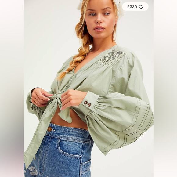 Free People Gigi Front Tie Balloon Sleeve Crop Top green tea 100% cotton boho M - Picture 3 of 11